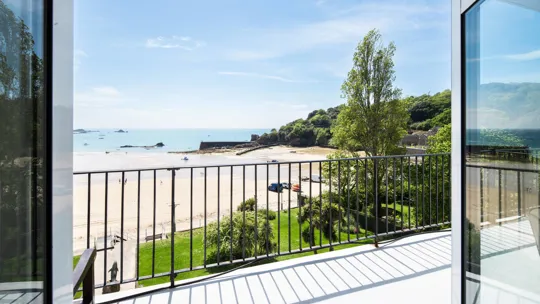 Sea View Hotel